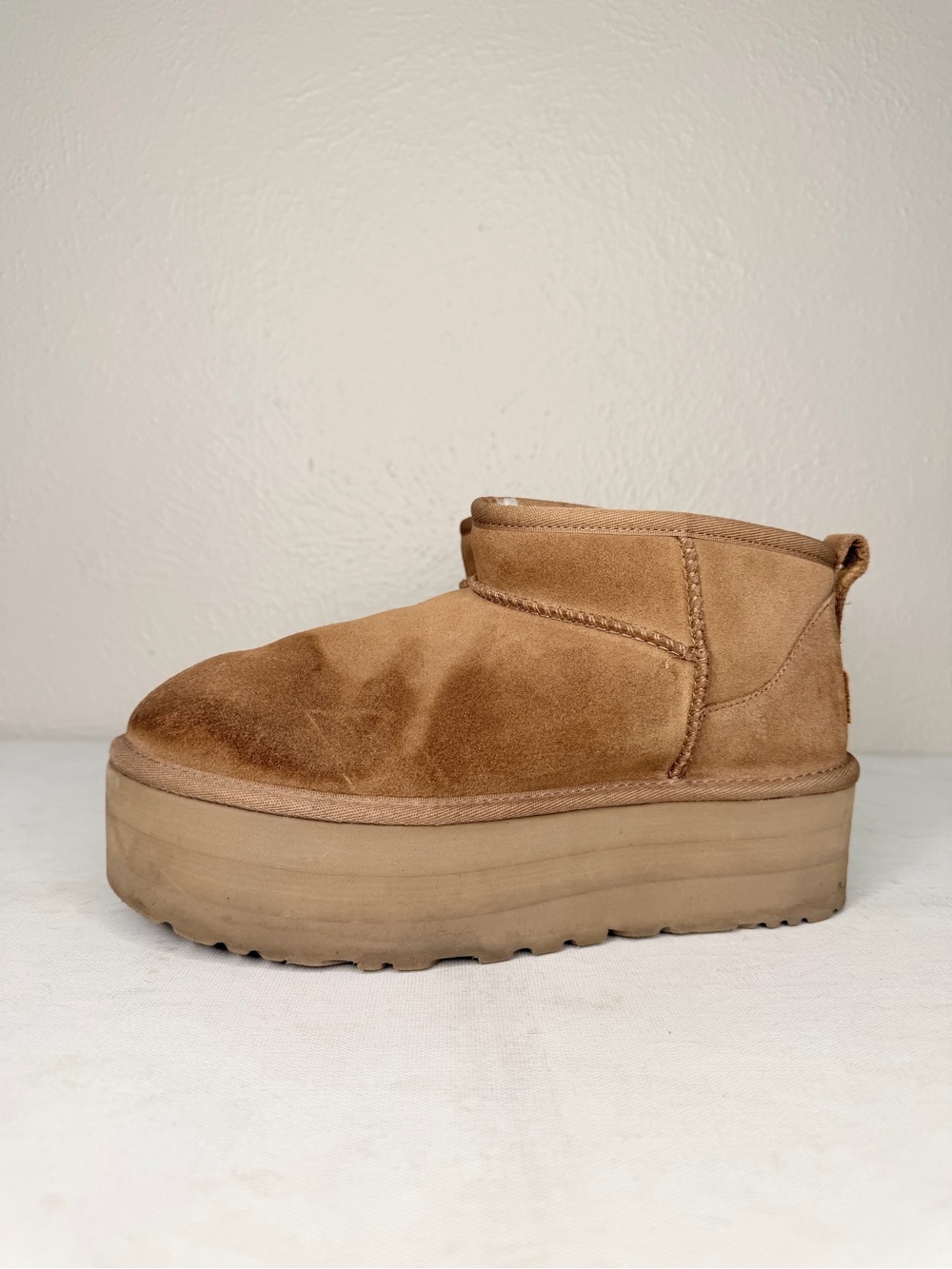 UGG Classic ultra mini platform chestnut boots - Picture 3 of 12